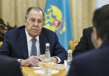 Tȟašúŋke Witkó: Opadające rosyjskie portki