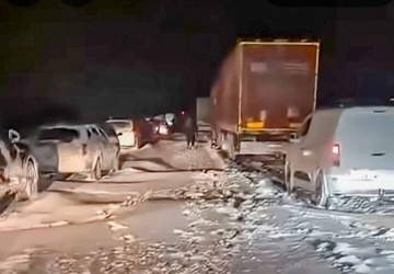 Kierowcy uwięzieni na S7. Jest komunikat policji