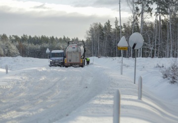 Pilny apel szefa MSWiA: Polacy powinni unikać podróży w najbliższych godzinach