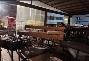 Internet obiegło zdjęcie pokazujące moment wybuchu pożaru w Crans-Montana