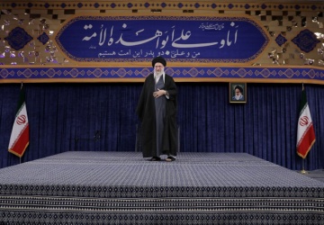 Ucieczka do Putina? Protesty w Iranie uruchamiają plan awaryjny Chameneiego