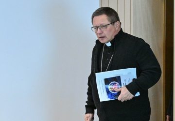 Kard. Ryś do dzieci: Bóg chce, byś służył mi jak syn, nie jak niewolnik