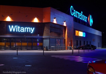  Carrefour zamyka sklepy i zwalnia. Pracę straci nawet 250 osób