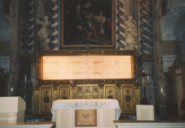 Wirtualna wystawa Całunu Turyńskiego. Pierwszym zwiedzającym - papież Leon