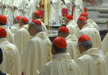 Wypłynęły poufne materiały z obrad Kolegium Kardynałów