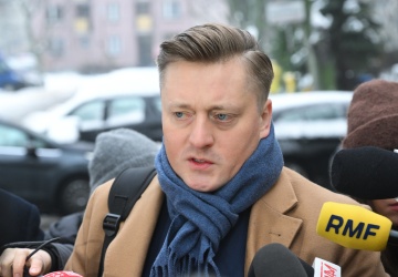 Atak rządu Tuska na mec. Bartosza Lewandowskiego. Adwokat zapowiada procesy