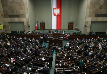 KO liderem, ale bez szans na utworzenie rządu. Tylko 4 partie w Sejmie [NAJNOWSZY SONDAŻ]