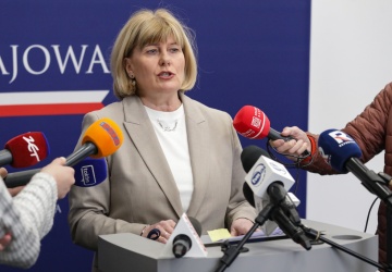 Prokuratura zabiera głos ws. przeszukania budynku KRS