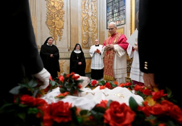 Leon XIV pobłogosławił dziś baranki. Z czym związana jest ta tradycja?