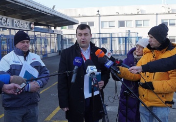 Pracodawca wywiera presję na stronę społeczną. S wszczyna spór zbiorowy w FCA Poland w Tychach