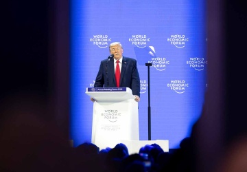 Tȟašúŋke Witkó: Nasza chata z kraja