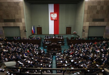 Sejm uchwalił kontrowersyjną nowelę ustawy o Krajowej Radzie Sądownictwa