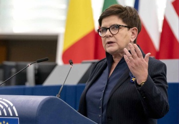 Beata Szydło alarmuje: Czy polski rząd wie, co jest w umowie?