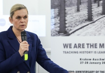 Minister Edukacji naruszyła ustawę. Skarga na Barbarę Nowacką