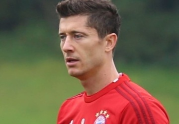 Barcelona zmienia plany transferowe. Ten napastnik nie zastąpi Lewandowskiego