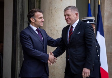 Fico w poufnej rozmowie z Macronem wsparł projekt niepodległej UE