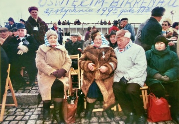 Wnuk Więźnia: Auschwitz nie wolno zamykać przed Rodzinami Ofiar