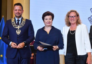 Do motłochu - wyborców PiS. Takie wpisy udostępnia znana europoseł KO