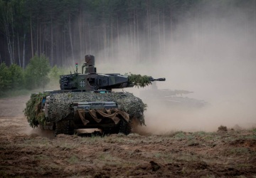 Dr Jacek Saryusz-Wolski o programie SAFE: Podwójny nelson dla Polski