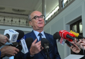 USA zrywają kontakty, ale Czarzasty nie ustępuje. Marszałek odpowiada Amerykanom