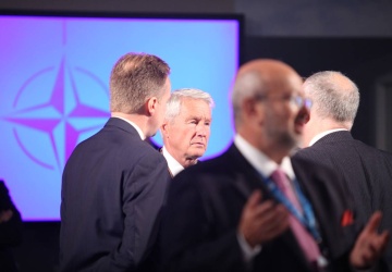 Pouczał Polskę o praworządności, a sam miał brać pieniądze od Epsteina i utrzymywać z nim kontakty