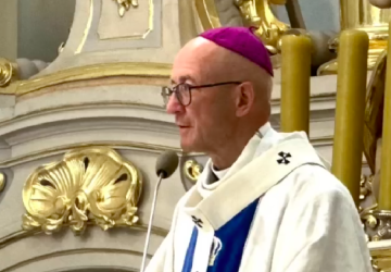 Światowy Dzień Chorego. Abp Galbas: cierpienie niszczy, tylko miłość uszlachetnia