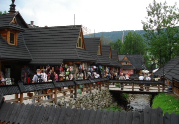 Walentynki napędziły turystykę. Zakopane przeżywa prawdziwe oblężenie