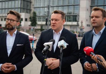 Czy dojdzie do rozłamu w PiS? Polacy odpowiedzieli