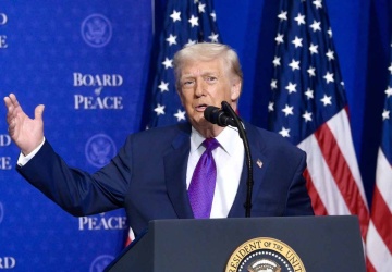 Trump chce ujawnić tajne akta o UFO. Popełnił wielki błąd