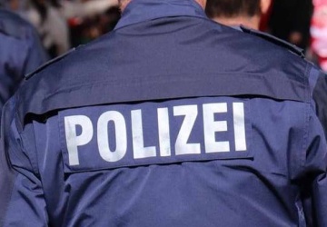 Atak nożownika w Niemczech. Ruszył na ludzi przy stoisku