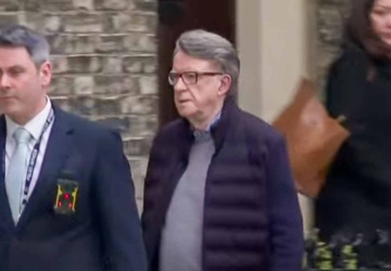 Znany polityk zatrzymany przez policję. Jego zdjęcie było w aktach Epsteina