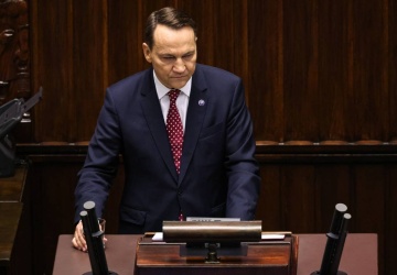 Sikorski naciska na Nawrockiego ws. ambasadorów