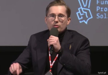 Prezes Młodzieży Wszechpolskiej: Do polskich szkół wnoszony jest obecnie syf i chłam