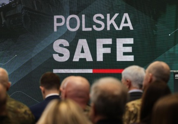 Czy Polska powinna mieć broń nuklearną? Nowy sondaż