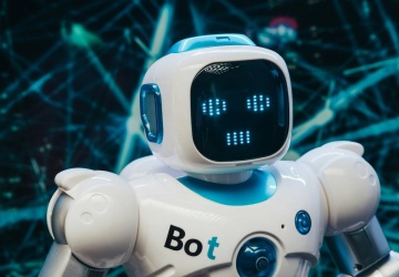 Szef robotyki OpenAI rezygnuje. W tle wykorzystanie sztucznej inteligencji do wojny i nadzoru