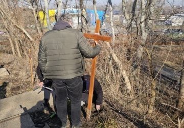 Krzyże wróciły na Kopiec Powstania Warszawskiego