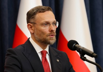 Bogucki: Tusk chce spłacić 365 mld zł, czyli aż 180 mld zł kosztów unijnego SAFE 