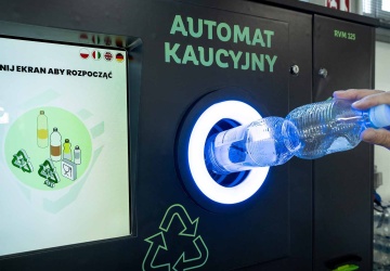 Polacy czują się nabici w butelki. Sondaż nie pozostawia złudzeń