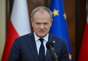 Tusk przyjmie SAFE mimo weta? Prof. Genowefa Grabowska: Tutaj nie ma żartów, jest Trybunał Stanu! 