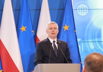 Trwa debata w Sejmie. Siemoniak przekonuje: Po likwidacji CBA żadna sprawa nie zginie