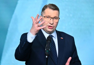 Prof. Czarnek: Jeżeli Tusk będzie chciał obejść weto prezydenta ws. SAFE uchwałą, stanie przed sądem