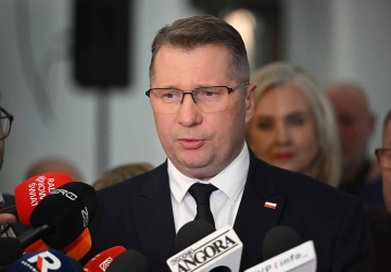 Czarnek odpowiada Tuskowi: Polacy już wiedzą