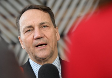 Sikorski atakuje prezydenta: Nie ma wiedzy do zajmowania się polityką europejską