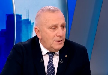 Burza po wypowiedzi Schetyny. KO w sojuszu z Konfederacją?