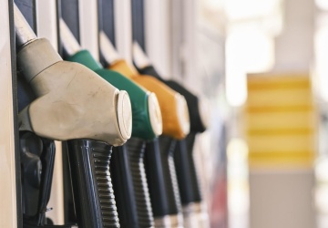 Podwójne ceny paliwa na Słowacji. Cudzoziemcy zapłacą więcej