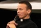 Nowa inicjatywa słynnego Księdza z Osiedla. Otwiera kawiarnię w dawnej agencji towarzyskiej