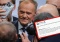 Wiodące media zachwycone tweetem Tuska, który uzyskał 37 mln wyświetleń. Jest jeden problem