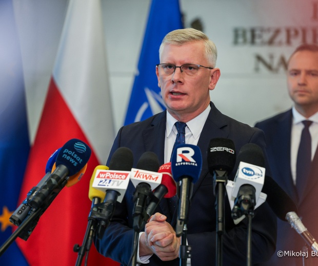 Ostra wymiana zdań na linii Kancelaria Sejmu–BBN. Cenckiewicz mocno odpowiada Siwcowi