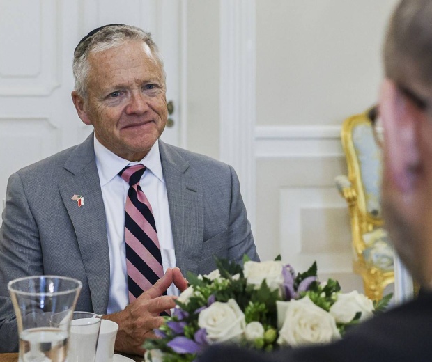 Tom Rose: Kochamy Polskę. Chcemy mieć z nią silny sojusz