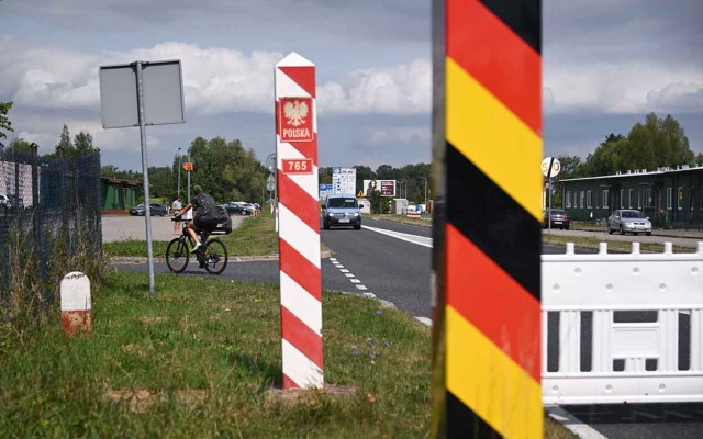Imigranci odesłani z Niemiec do Polski. Szokujące dane